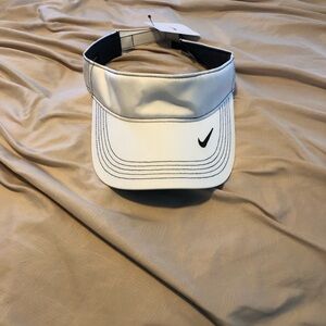 BRAND NEW NIKE visor with tags